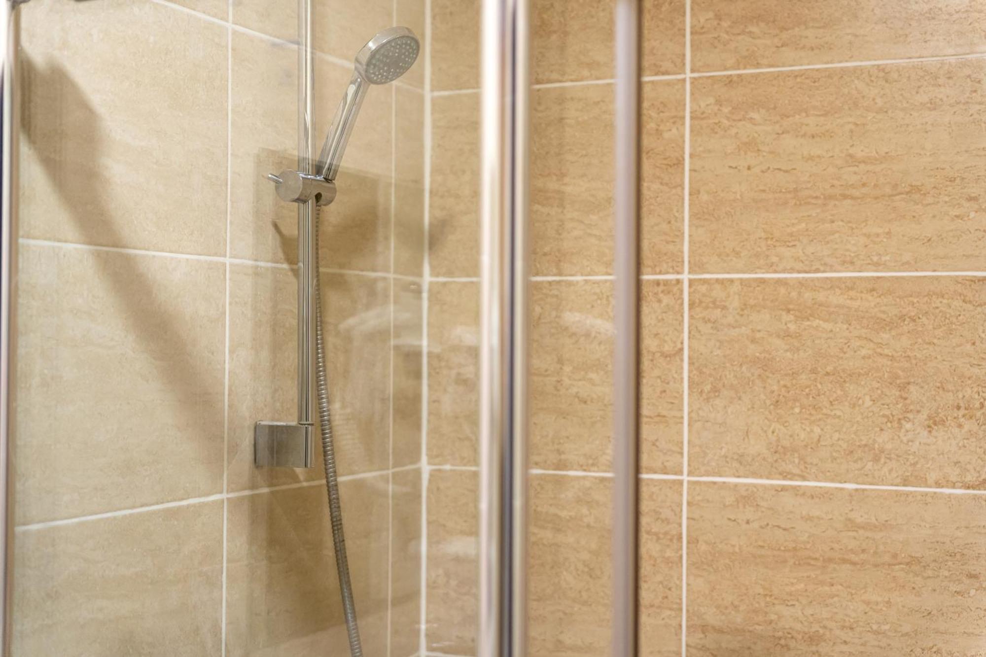 Mildom Express Hotel Almaty Ngoại thất bức ảnh